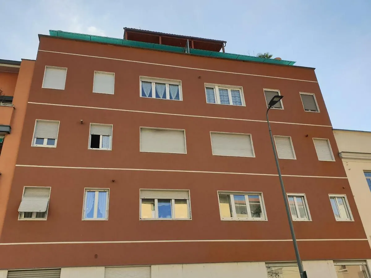 34 Via Giulio Carcano Milan Apartment